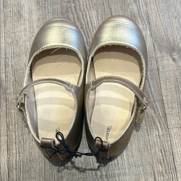 George Gold Dress Shoes with Elegant Strap - Picture 1 of 5